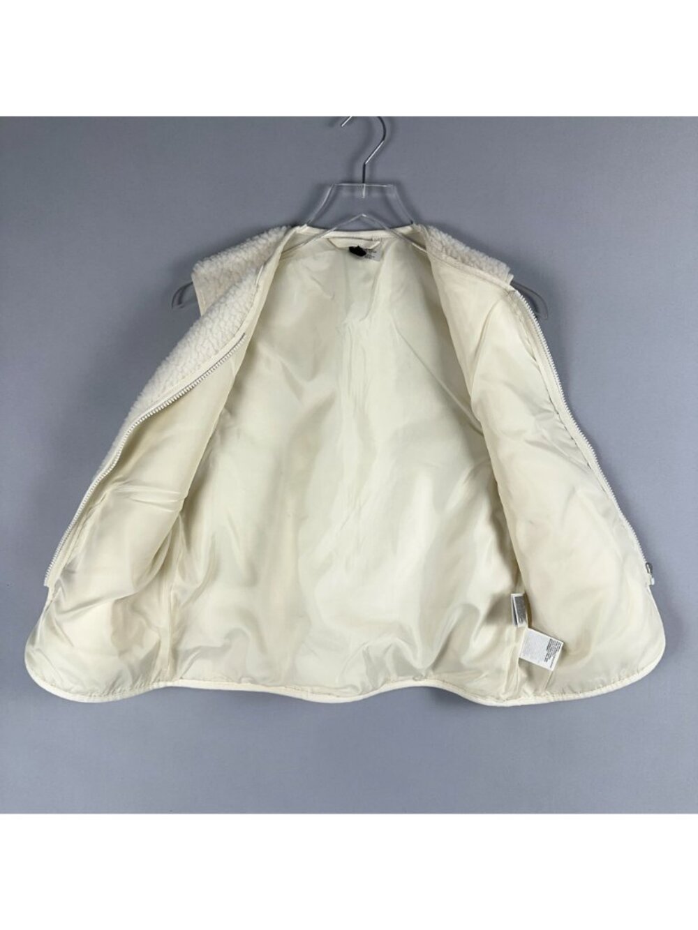 Divided H&M Vest Size XXS White Teddy Sherpa Fleece Pockets Zip Front Outerwear - Picture 7 of 13